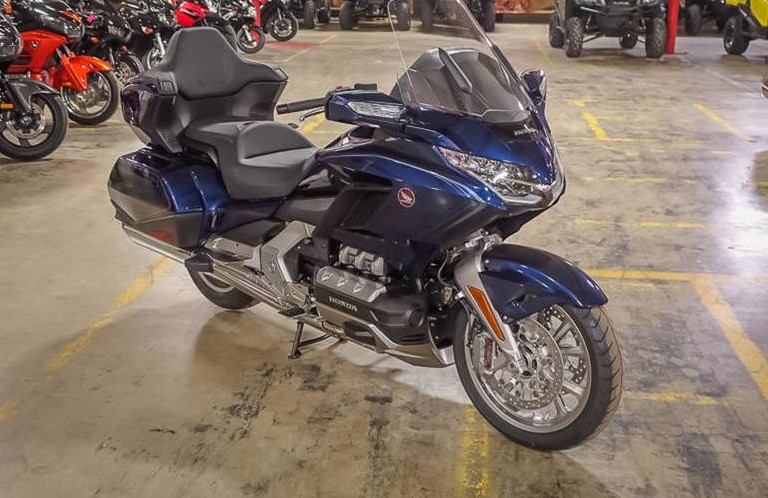 Honda Gold Wing Tour Automatic DCT Pearl